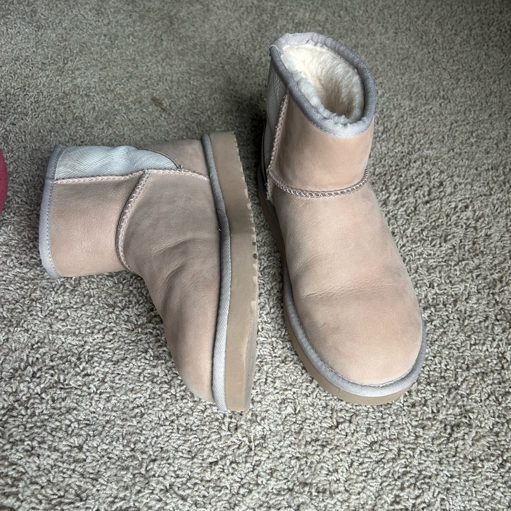 Uggs -Mini - image 7
